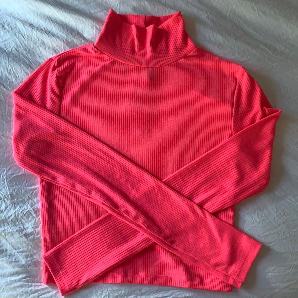 H&M HOT PINK LONG SLEEVED TOP